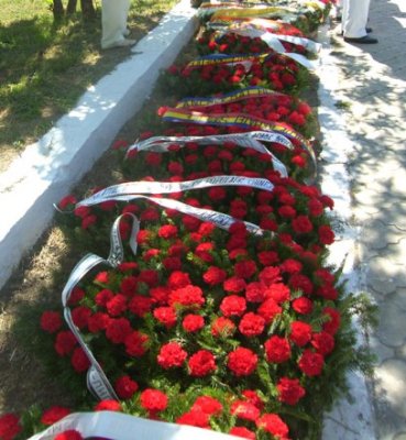 Ceremonii în cinstea eroilor Revoluţiei